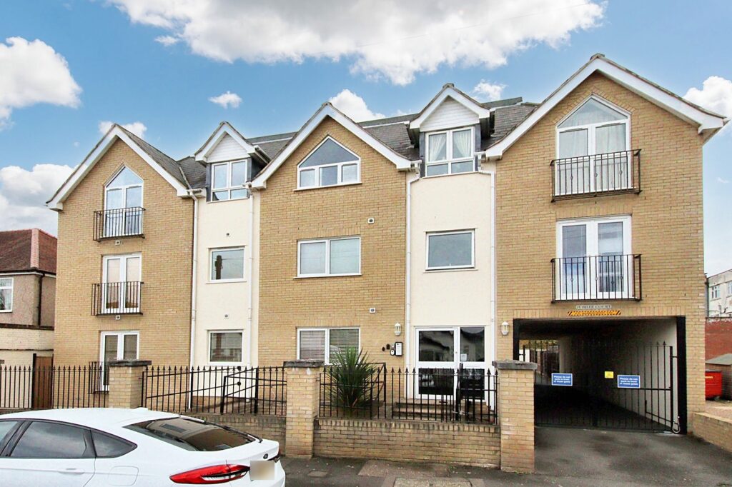 Braemar Gardens, West Wickham, BR4