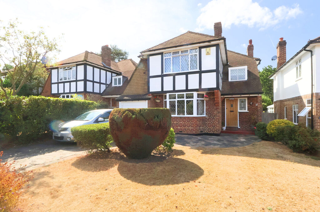 Greenway Gardens, Shirley