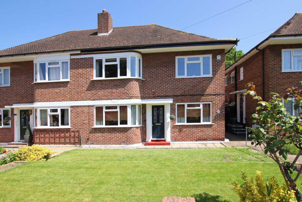 Cheston Avenue, Shirley