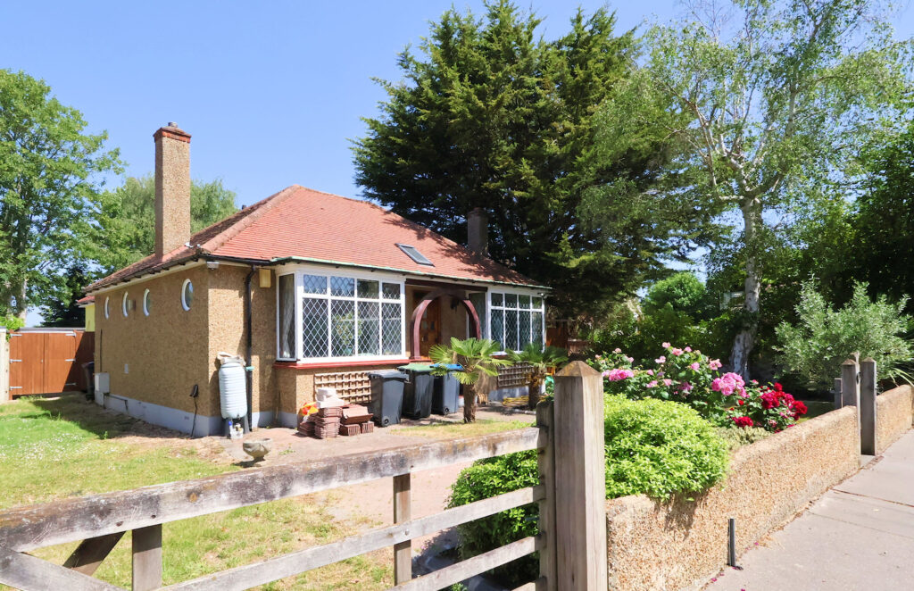 Woodland Way, Shirley