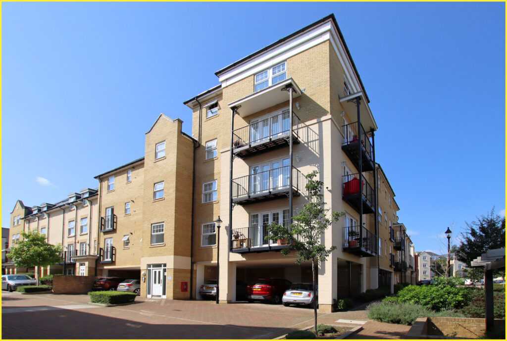 Renwick Drive, Waterloo House, BR2