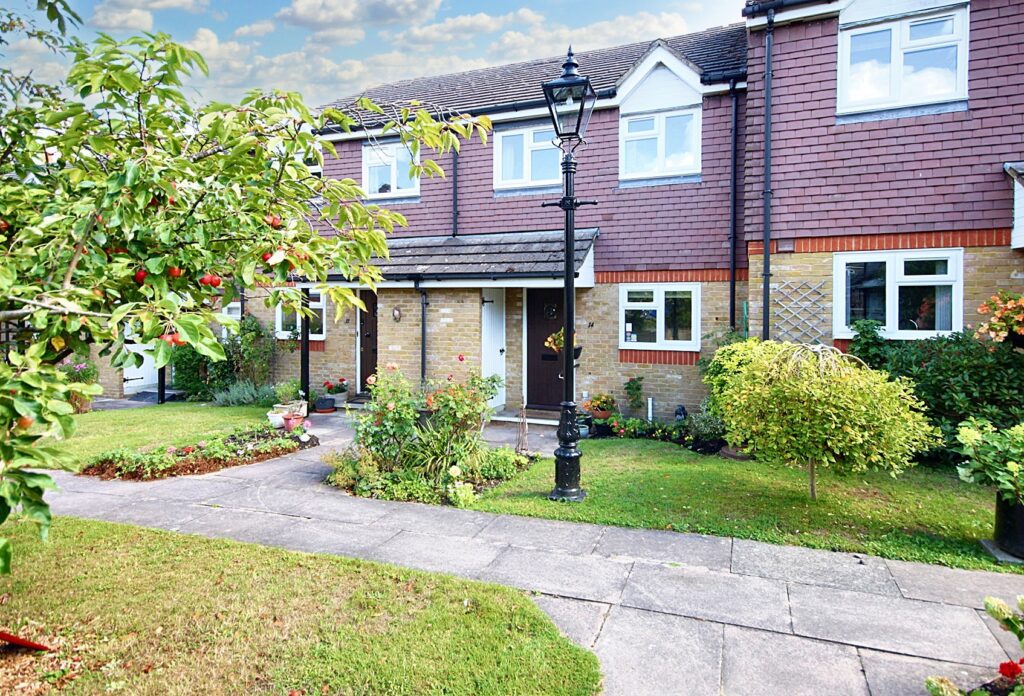 Peregrine Gardens, Shirley