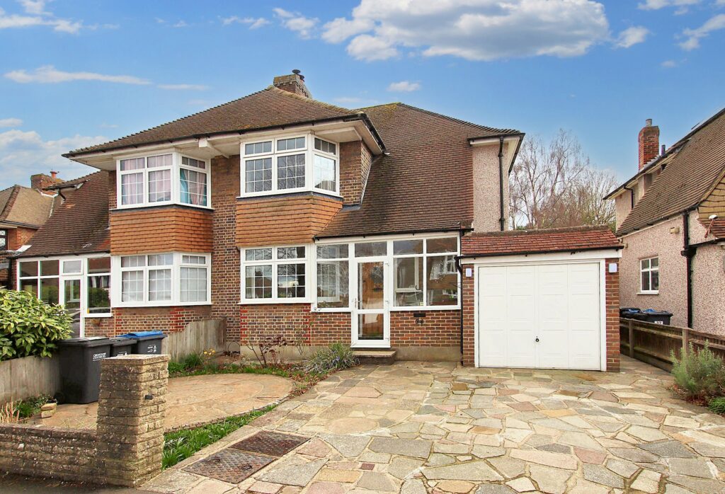 Lime Tree Grove, Shirley