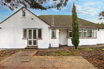 image of 34 Woodmere Avenue, Croydon