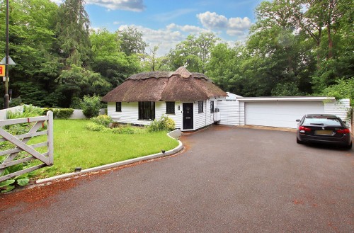 Arrange a viewing for Coombe Farm Lodge, Oaks Road, Croydon