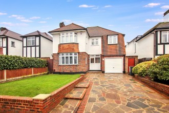 Stambourne Way, West Wickham, BR4
