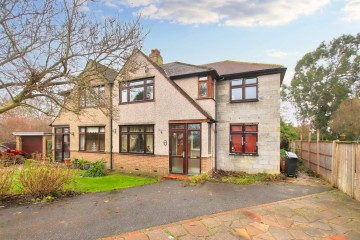 image of 3 Fairford Close, Croydon