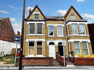 image of 2b St. Georges Avenue, Bridlington