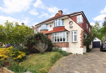 image of 68 Courtfield Rise, West Wickham