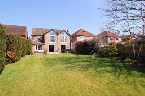 Arrange a viewing for Hawes Lane, West Wickham, BR4