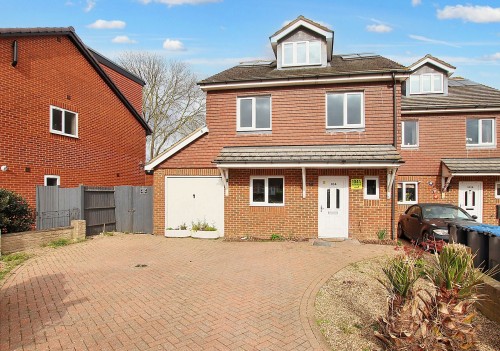 Arrange a viewing for The Glade, Shirley