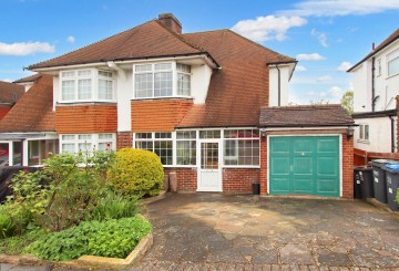 image of 107 Bennetts Way, Croydon