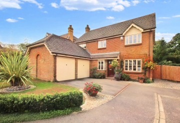 image of 16 Postmill Close, Shirley