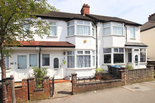 Arrange a viewing for Barmouth Road, Shirley