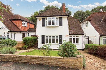 image of 42 Hartland Way, Croydon