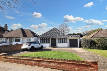 image of 11 Cheston Avenue, Croydon