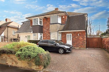 image of 26 Palace View, Croydon