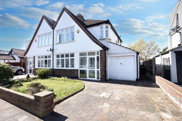 image of 3 Braemar Gardens, West Wickham
