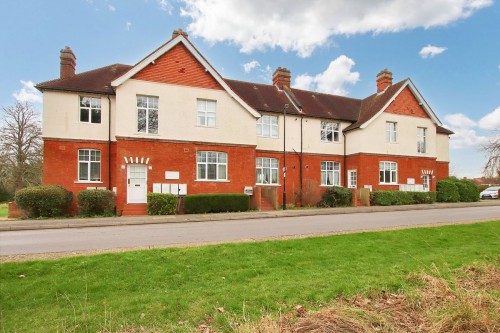 Arrange a viewing for Shirley Oaks Road, Birch House, CR0