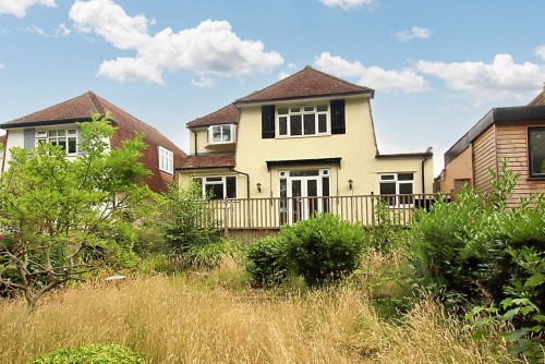 Arrange a viewing for Hartland Way, Shirley